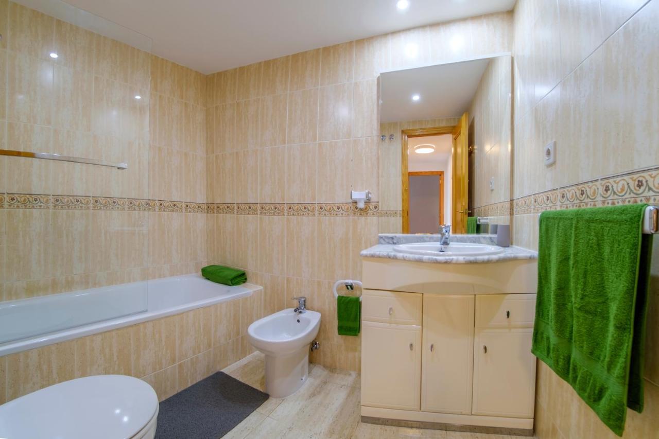 See The Sea Miramar Apartment - 150M To The Beach เบนิดอร์ม ภายนอก รูปภาพ